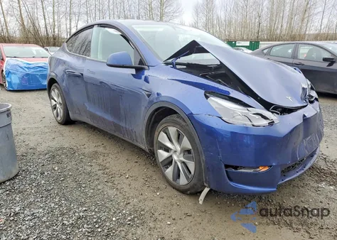 2023 Tesla Model Y from USA, damaged, VIN 7SAYGDEE3PF814331